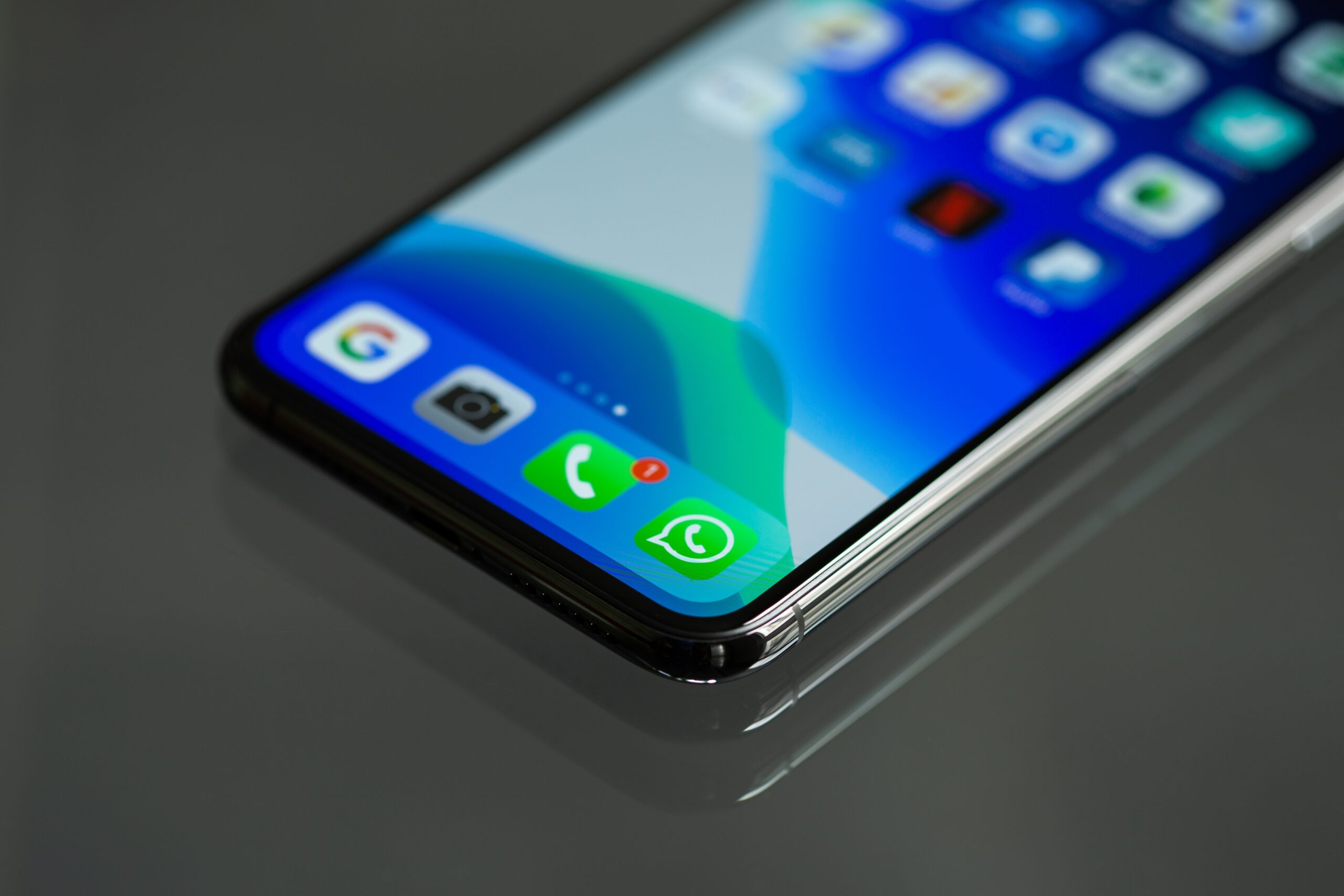 WhatsApp receberá função ideal para grupos | Pocket News #305